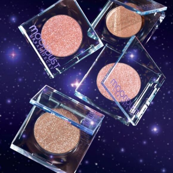 Urban Decay Moondust Sparkly Eyeshadow - Picture 4 of 10